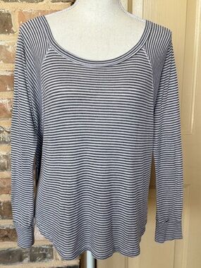 3/$20 Splendid Gray & White Striped Ribbed Knit Top Casual Athleisure